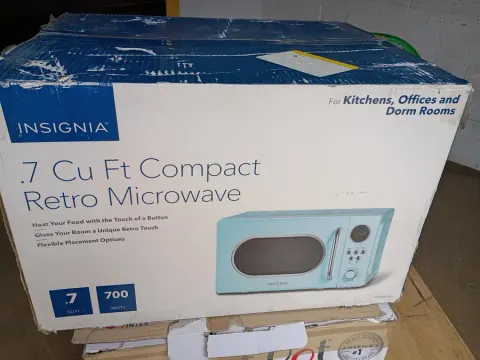 Insignia 0.7 Cu Ft Compact Retro Microwa — Like New for $30 (Shipping & local pickup)